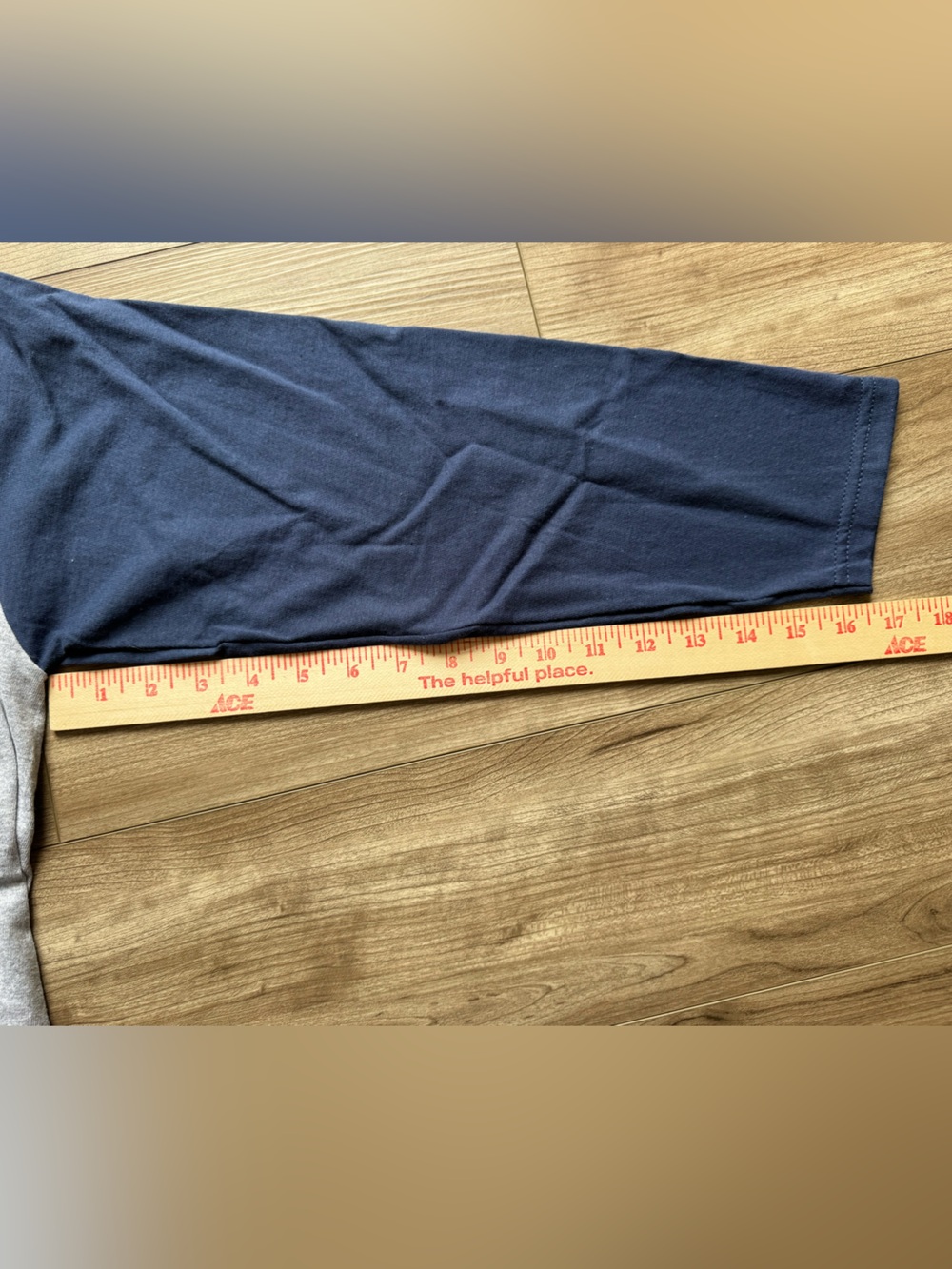 University of Michigan raglan t-shirt grey navy blue 3/4 length sleeves size L - Picture 7 of 7